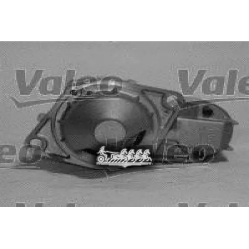 Стартер Valeo 