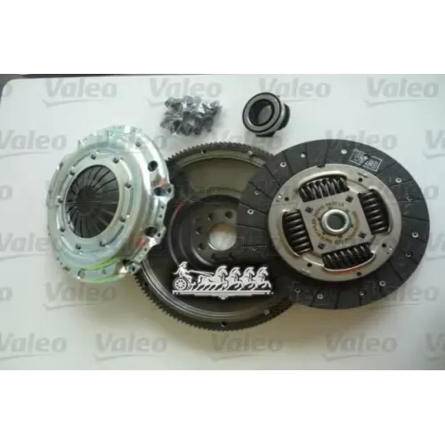 Сцепление Компл. Vw Transporter -03 2.4-2.5 Diesel (С Маховиком) Valeo 