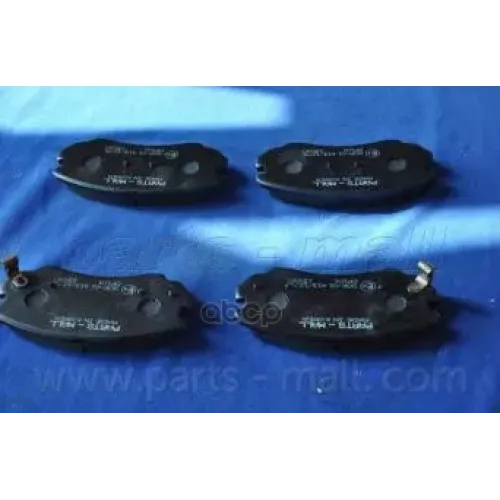 Колодки Тормозные Передние Parts-Mall PKA-E04