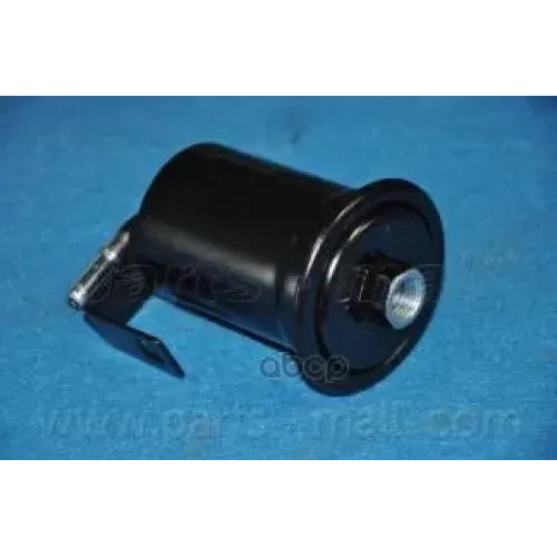 Фильтр Топливный Toyota Land Cruiser 100/200 4.7 02- Parts-Mall PCF-075